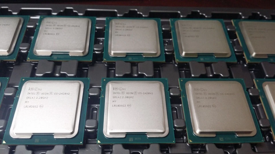 Intel Xeon E5-2420 v2 6 Core 2.2 GHz LGA1356 Server CPU (CM8063401286503SR1AJ) - Image 2 of 4