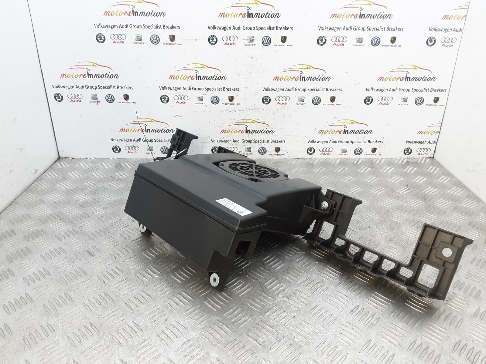 PORSCHE TAYCAN 2022 Rear compartment speaker 9J1035915 | eBay