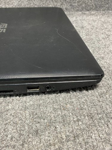 ASUS Laptop X553M, Intel Inside, HDMI, USB 3.0, 33-W 1.75-A In Black - For Parts - Picture 14 of 18