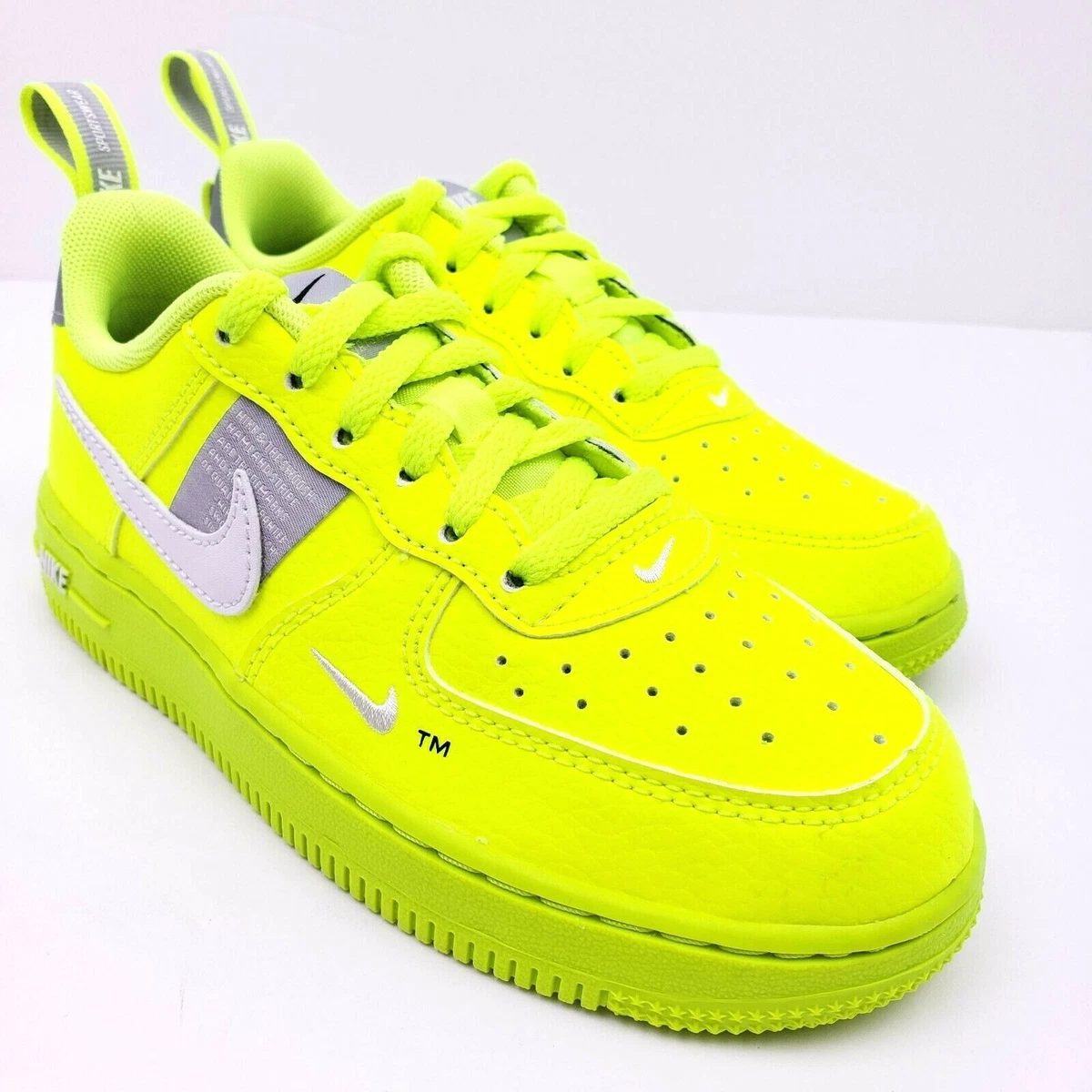 huiselijk Spectaculair oog Nike Air Force 1 Utility Volt LV8 Toddler Sz 13.5 Neon Sneaker Shoes  AV4272-700 | eBay