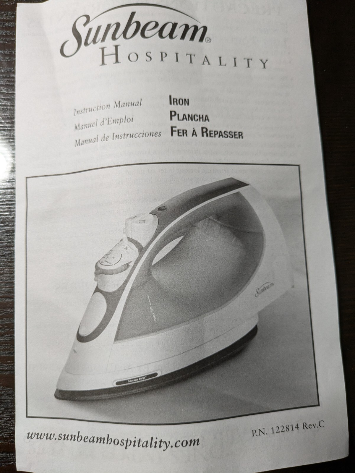 Model: Ir4002-001 White 120v-60hz 1100 W