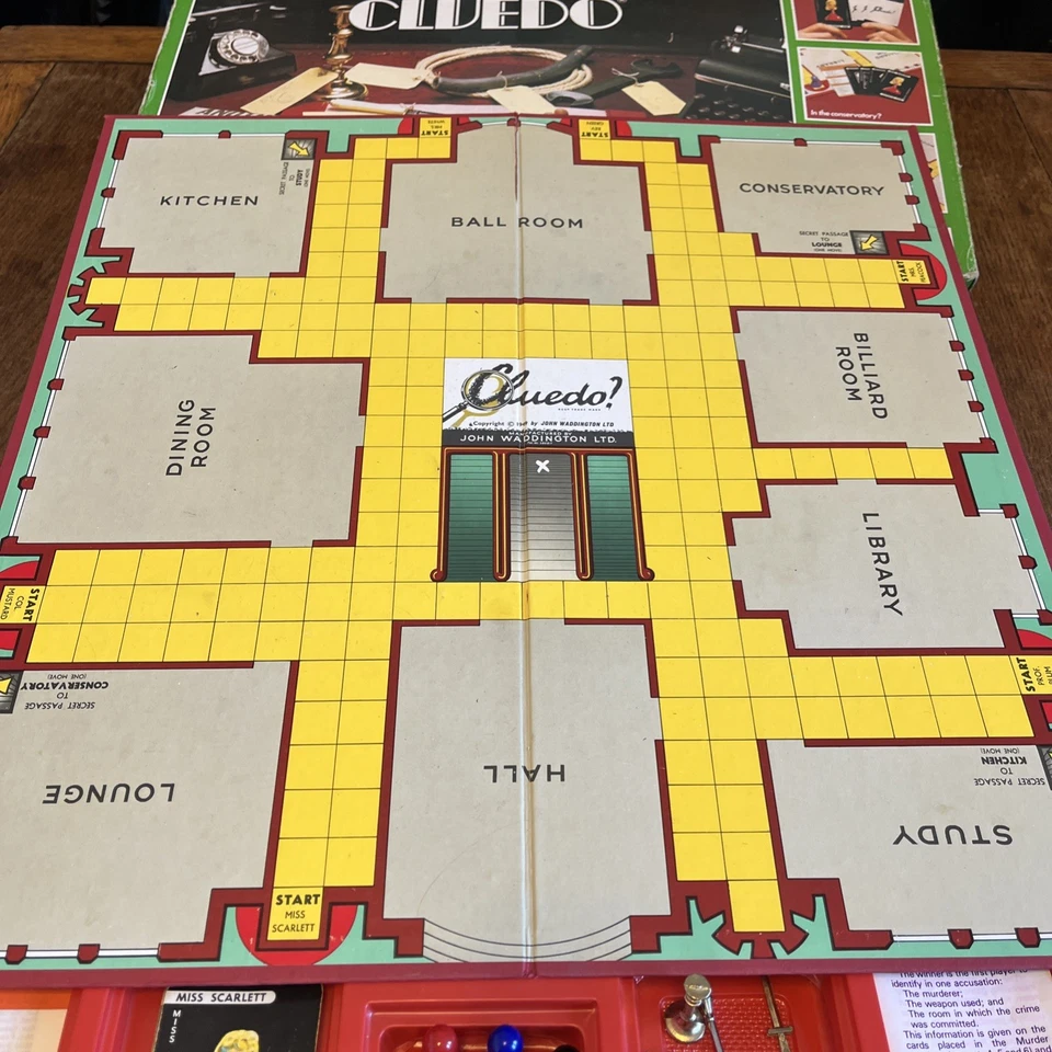 1975 Vintage Cluedo Board Game Waddingtons Art Deco Box 100% Complete - Image 2 of 4