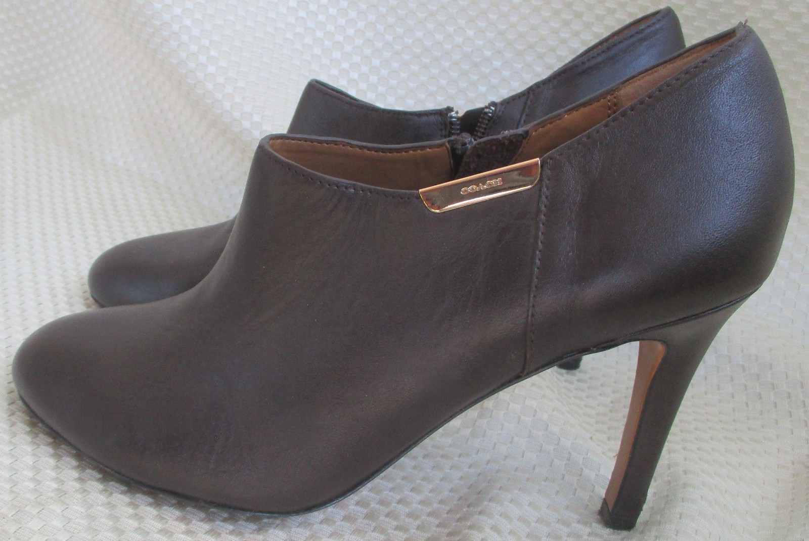 Coach Seneca Brown Leather Heeled Ankle Booties Size 7.5