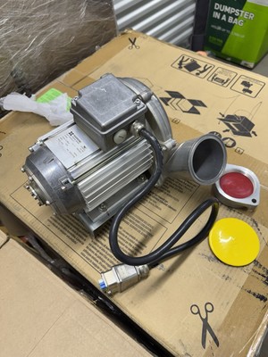 Airtech Vacuum Centrifugal Compressor 3TA 3'' Sanitary Outlet 3'' NPT Inlet Blower