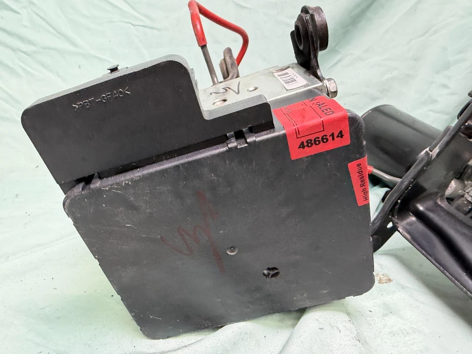 Bomba ABS freno antibloqueo Toyota Highlander Hybrid RX450H 08-16 44510-48080 Foto 2 de 4