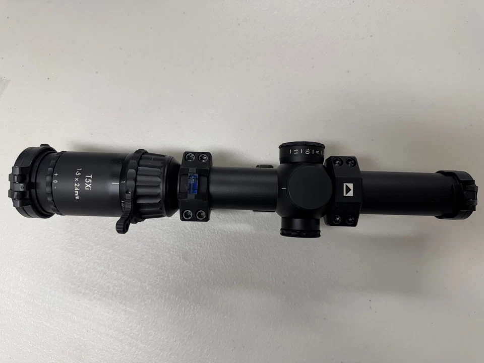 Mira para rifle táctico Steiner T5Xi 1-5X24 mm 3TR 7,62 24 mm con montaje en voladizo Foto 4 de 4