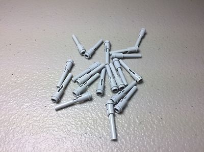 LEGO (x20) Light Bluish Gray Technic Pins 1/2 2L Bar Extension