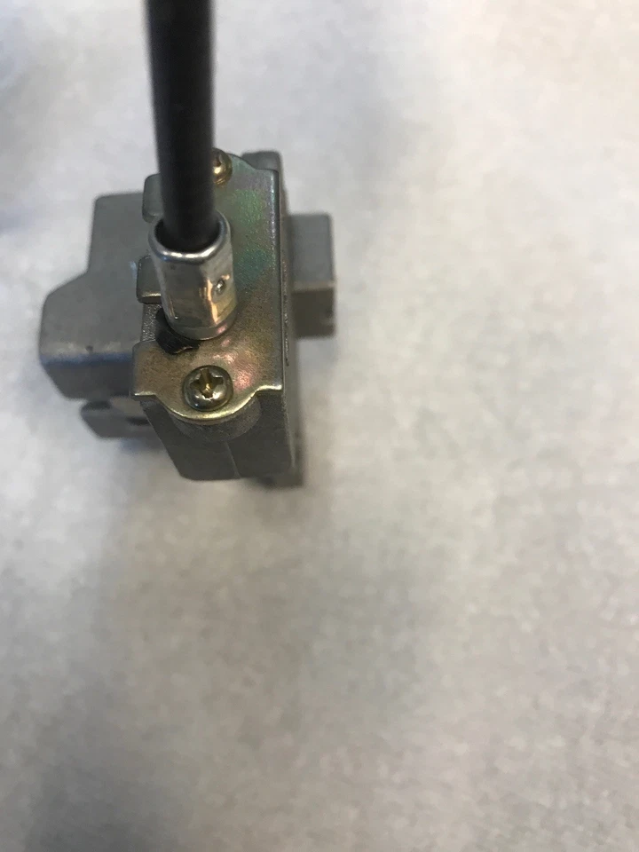 Nuevo de Lote Antiguo 2006 Urbano 50cc Chino Scooter/Ciclomotor Tanque Deportivo, Cable de Cierre de Asiento Foto 4 de 4