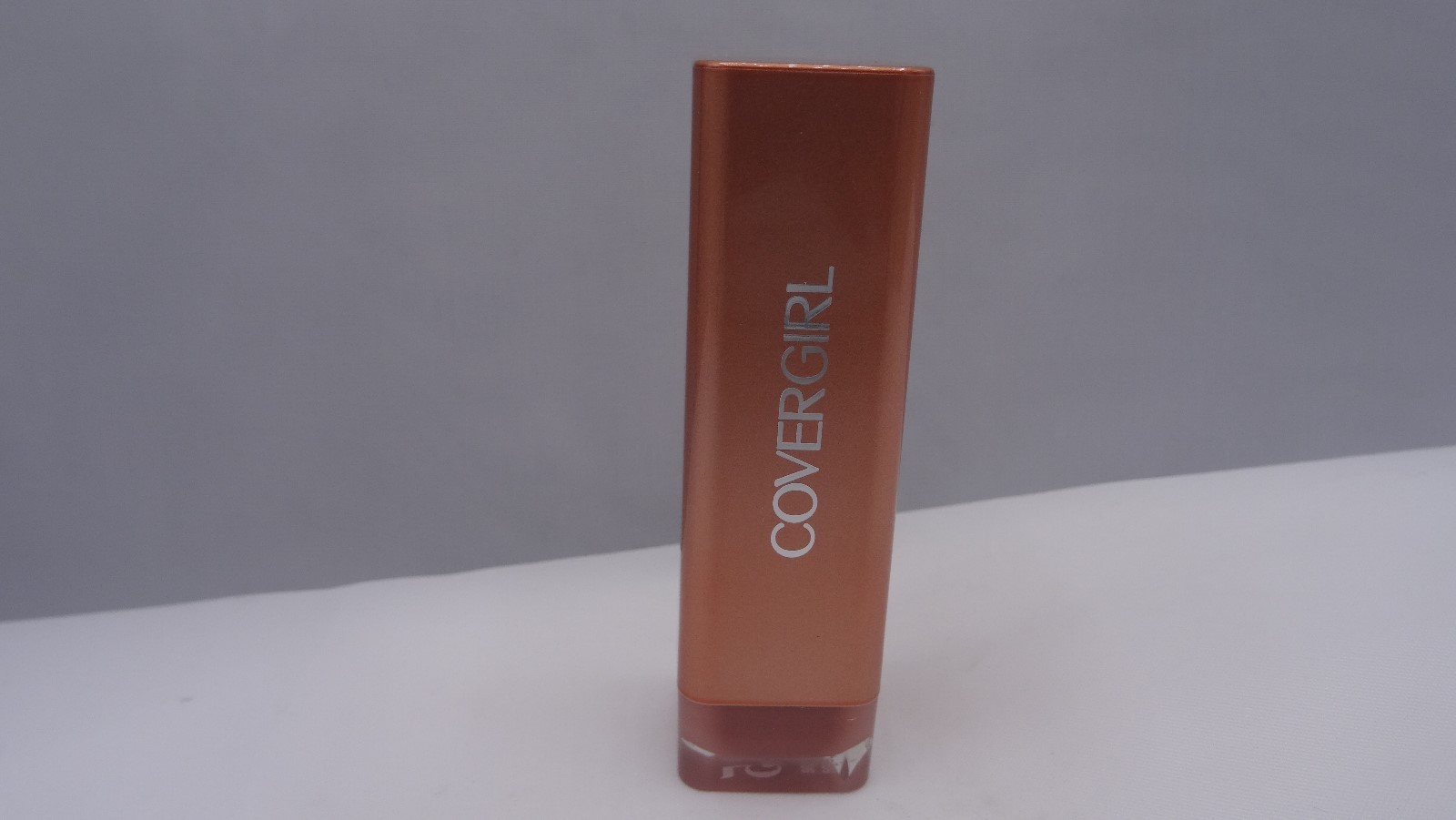 Губная помада Covergirl Colorlicious # 235 цвета шампанского - Лот из 2