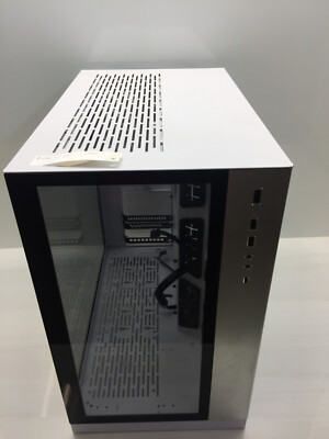 Lian Li  Dynamic White ATX Full Tower Gamig Computer PC Case with Glass Panel