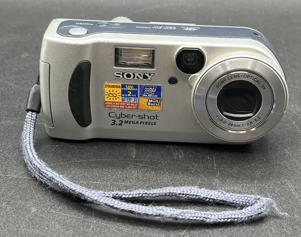 Sony Cyber Shot Digital Camera 3.2 Mega Pixels DSC P72 Retro Sony Cyber Shot Digital Camera 3.2 Mega Pixels DSC P72 Retro