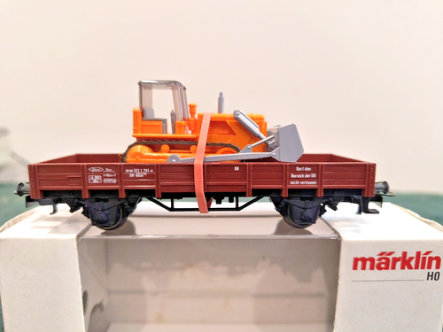 MARKLIN HO 4424 LOW SIDE GONDOLA W/BULLDOZER NIB - Picture 2 of 6