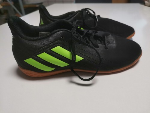Adidas Turnschuhe 33 Neuwertig Schwarz Neongrün Fußball Turnhalle Deportivo