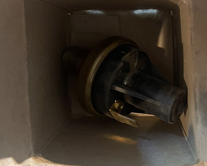 Hobbs, Pressure switch, Part #80685 66 N/C | eBay