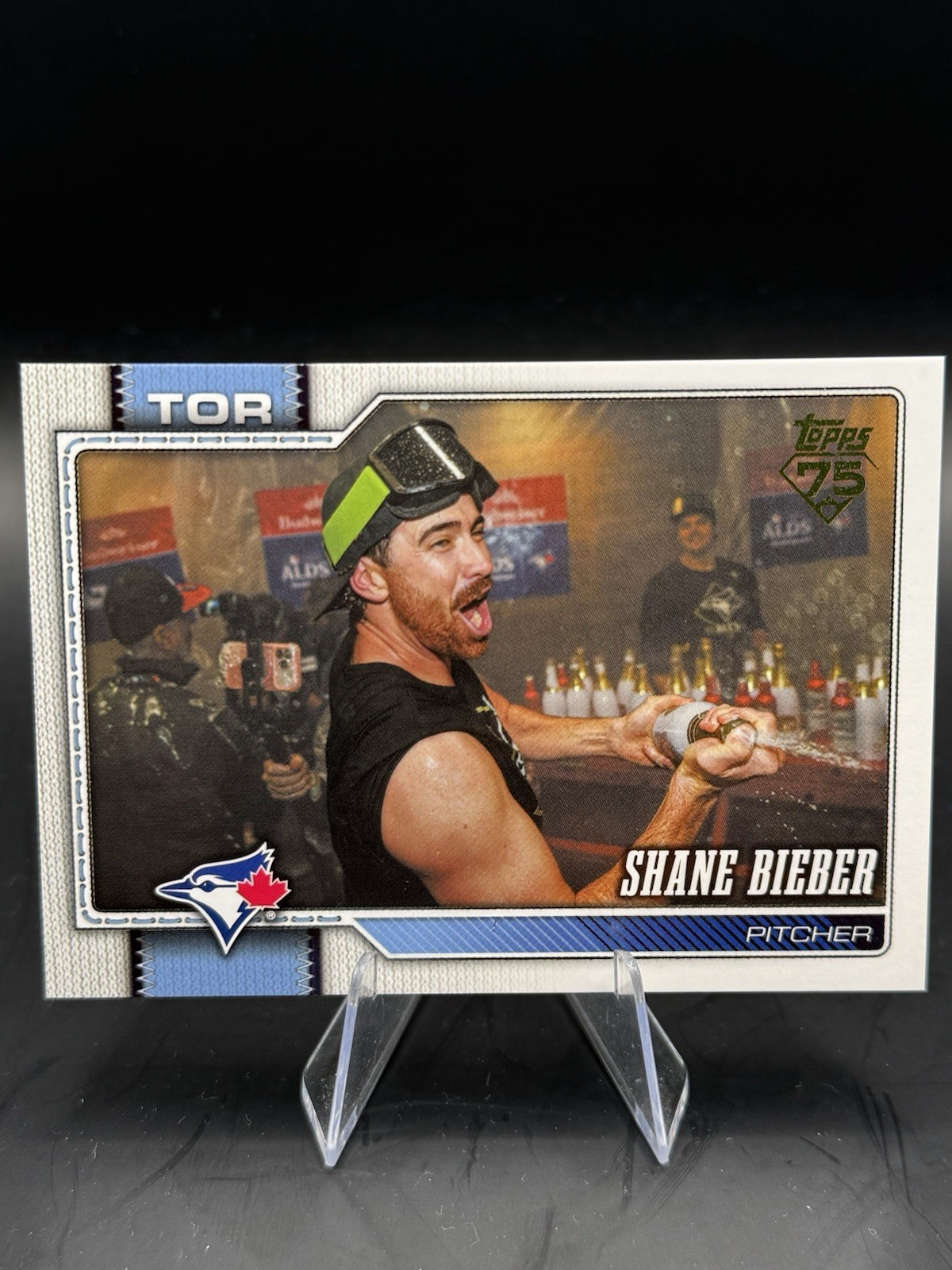 2026 Topps Series 2 Shane Bieber Golden Mirror SSP #422 Toronto