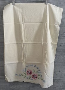 Vintage Embroidered crossstitch pink Floral Pillowcase Matching Pair  2