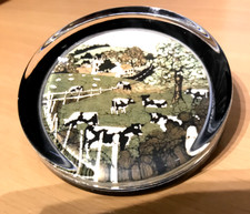 LARGE CIRCULAR GLASS PAPERWEIGHT SHOWING A COUNTRYSIDE BATIK VGC