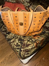 MCM Liz LARGE Reversible Tote Shoulder Bag CO...