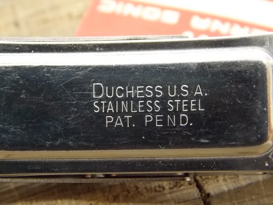 Correa de reloj de acero inoxidable Duchess vintage NOS sin usar 17,5 mm pulsera de despliegue Foto 3 de 4