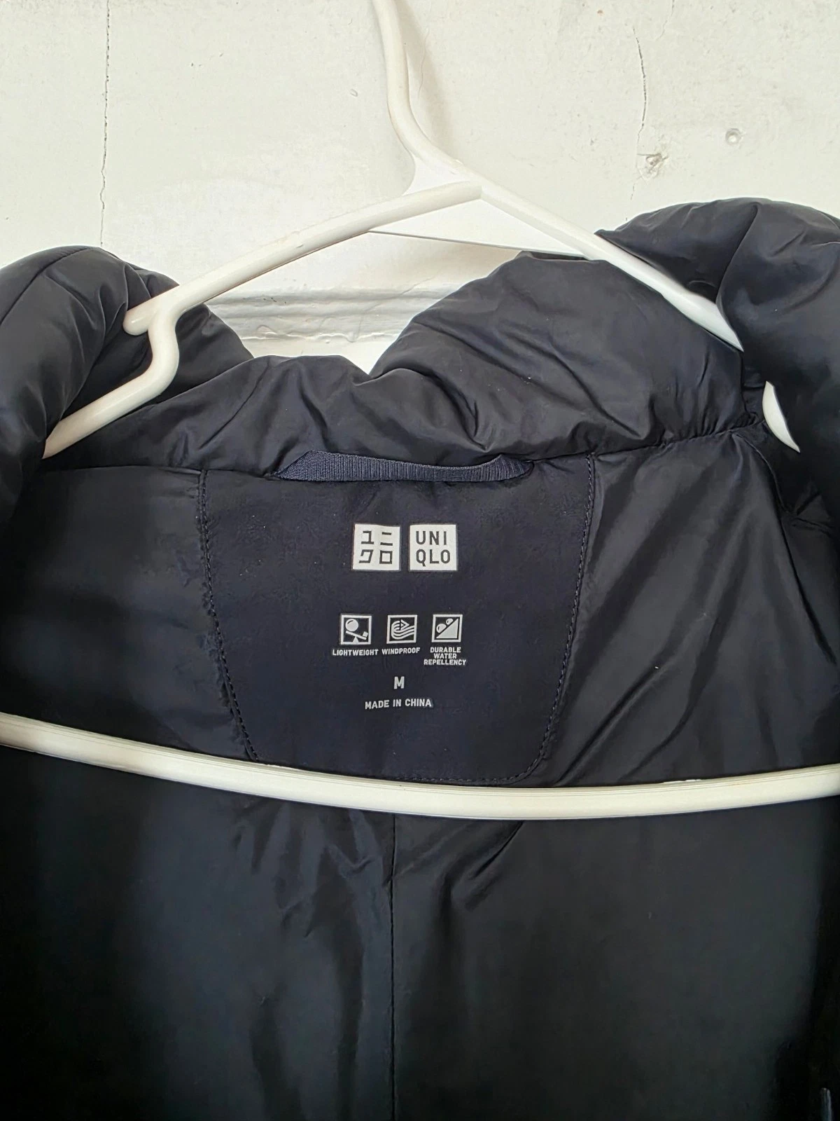 Uniqlo Men's Seamless Down Parka — Size M — Dark Navy — Used - product detail image 3