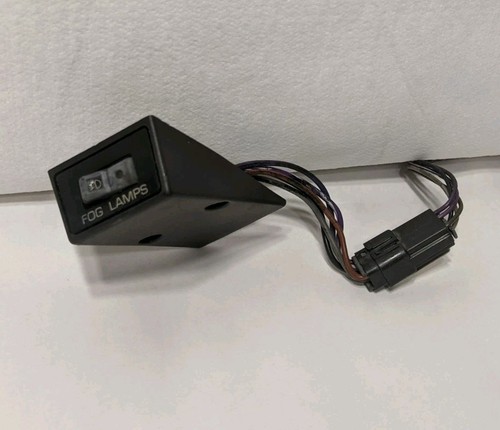 87-93 Chevy S10 Blazer GMC S15 Jimmy Olds Bravada OE Fog Light Switch 15631430