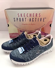 New! Skechers Glide-Step Persistence Women 9.5 Sneakers Athletic Shoes Navy