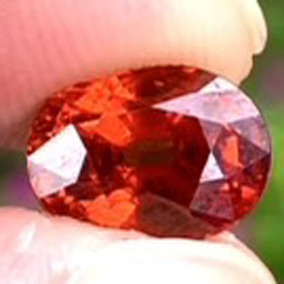 Best Price 3.07 Ct - Natural 100% Excellent Fanta Oval Cut Spessartine Tanzania - Image 2 of 3