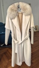Original Max Mara Mantel Creme mit Pelzkragen...