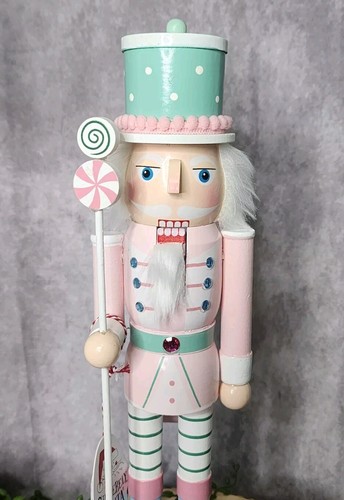 Pink Green King Guard Nutcracker Sugarplum Peppermint Wooden Shabby Chic 14" NEW - Picture 4 of 8