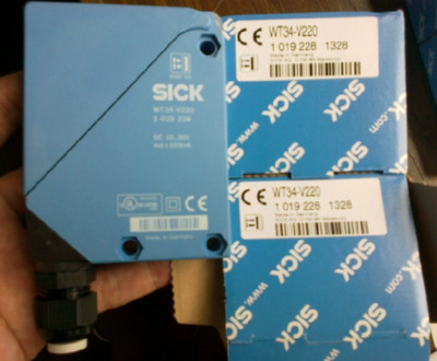 NEW SICK WT34-V220 Photoelectric Switch Sensor