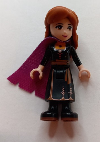 Lego Lot of 12 Minifigures Wonder Woman, Ariel, Friends, Emmet, Orlaf 2" Tall - Picture 5 of 15