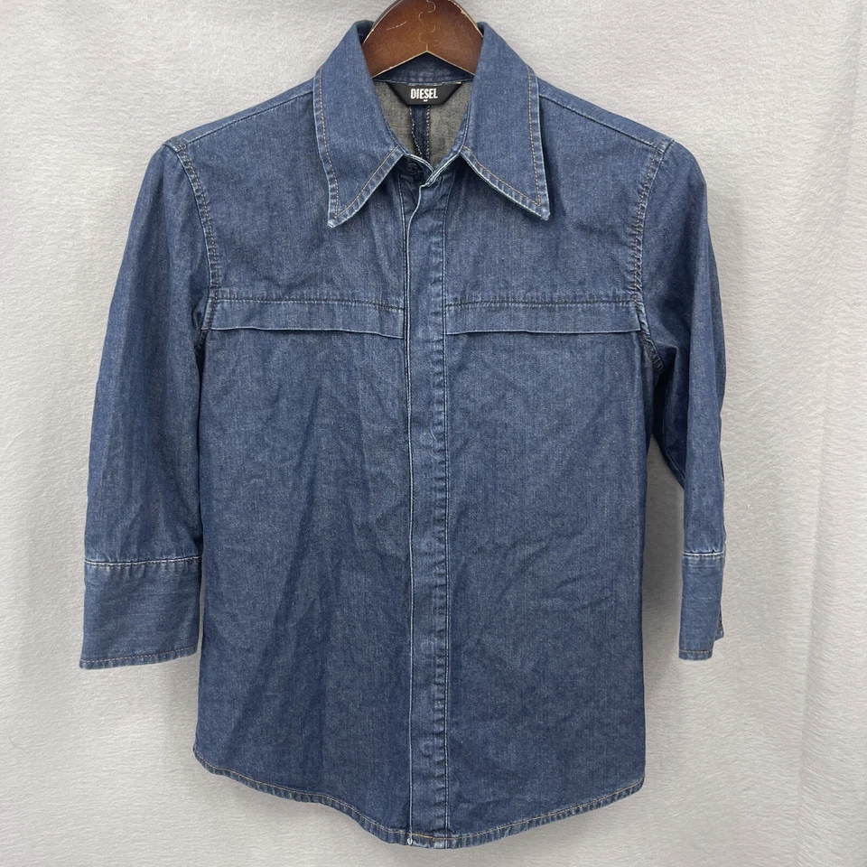 Camisa Diesel Para Mujer Pequeña Denim Manga 3/4 Denim a Presión y2k Calce Ajustado Silencioso LEER Foto 2 de 4
