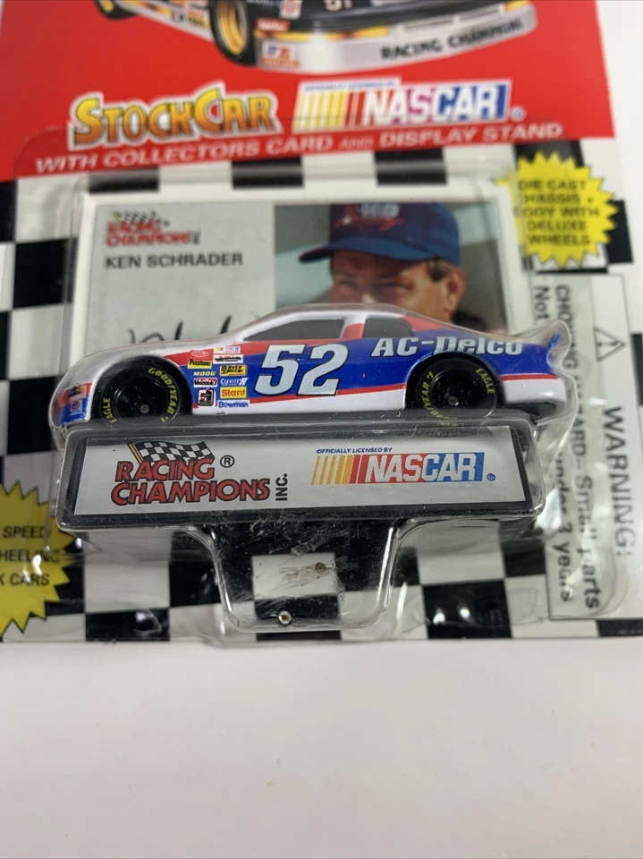 Vint. 1995 Racing Champions Stock Car + Collectors Card #51 Ken Schrader ACDelco - Image 2 of 4