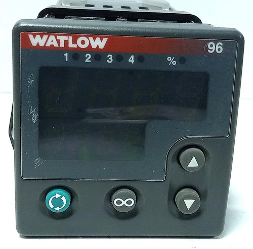 Watlow 96A0-CAAA-00RG 100-240 v AC/DC Temperature Controller w/ Display - Photo 2/5