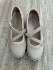 Ballerina  beige  Gr. 42 (8)  Fa. Walkmaxx