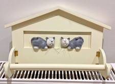 kitchen towel wall hanging wooden holder cat design Flame Homeware 14 x 9 x 3.5”