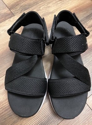 Skechers D'lux Walker Kind Mind Wedge  Comfortable Sandals Black/White Size 8