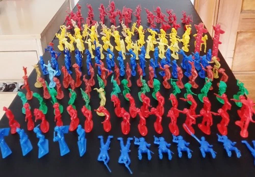 Vintage Mixed Lot of 180 pcs Cowboys And Indians Miniature Figures Some Marx