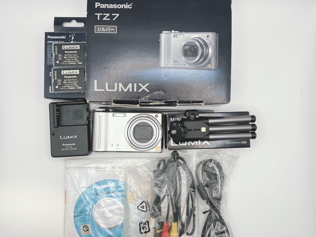 Panasonic Lumix DMC-TZ7 Compact Camera Silver Retro Style No