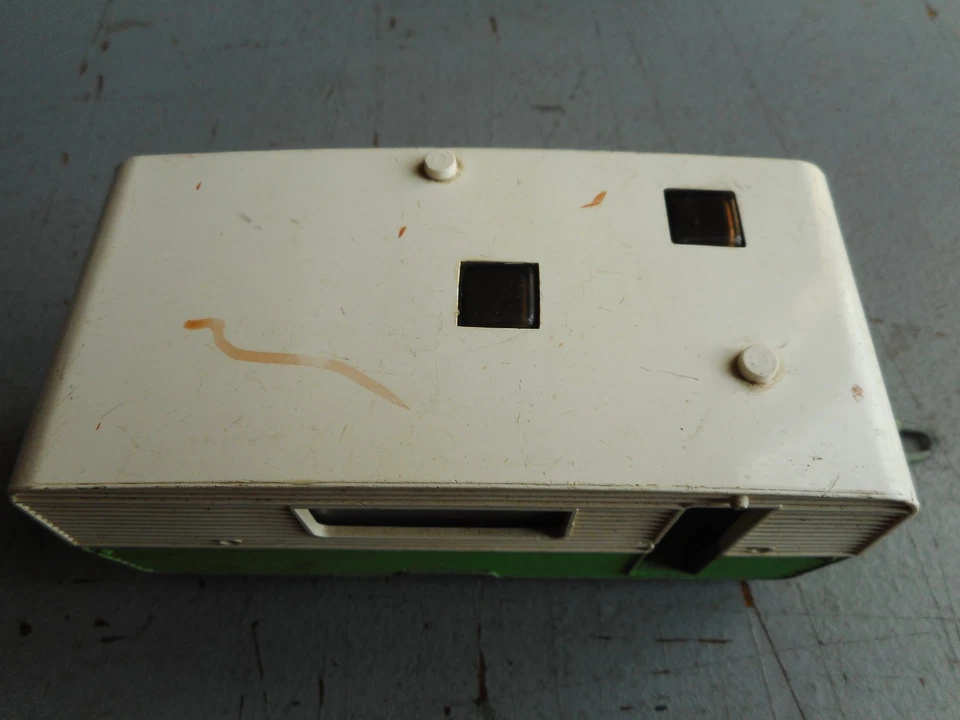 solido 1 / 45 .caravanes Sterckeman. TYPE Datcha 550 DANS SON JUS - Photo 2/4