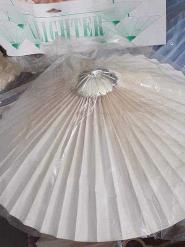 Lote de trabajo pantallas de papel plisado vintage años 90 nuevo utilería X9 tamaños mixtos - Imagen 8 de 13