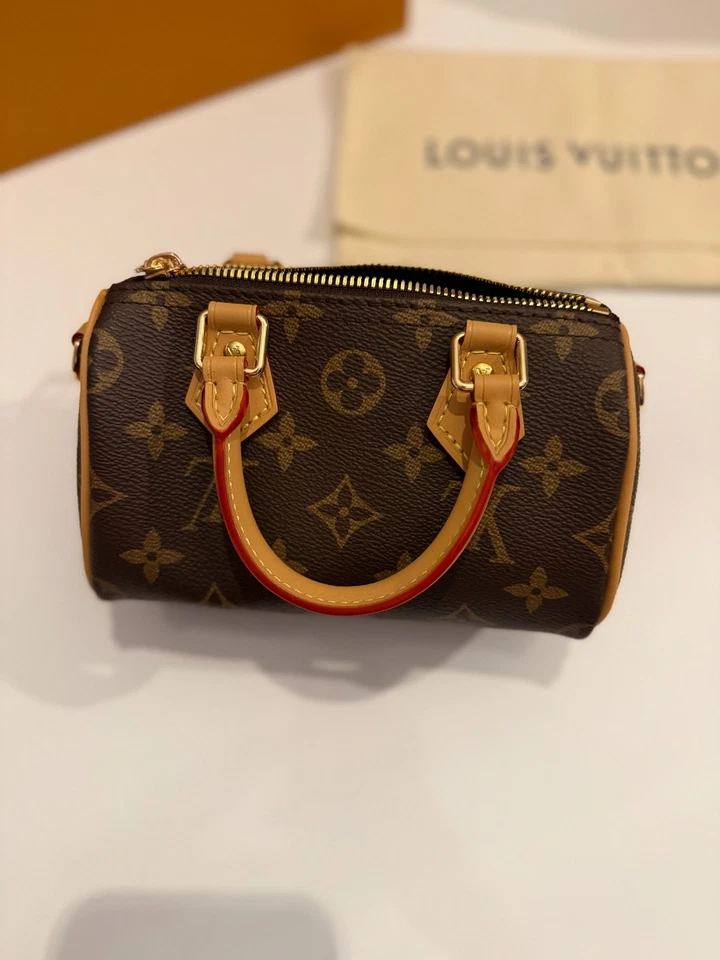 Louis Vuitton Nano Speedy • Excellent État - Photo 4/4