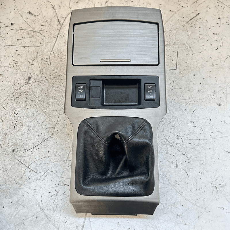 92122AJ000 Rivestimento sup. consolle centr. SUBARU LEGACY 2.0i Ber.