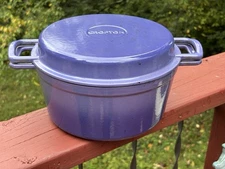 Very Nice Crofton Cast Enamel Dutch Oven 4.5 QT Purple w Griddle Grill Lid