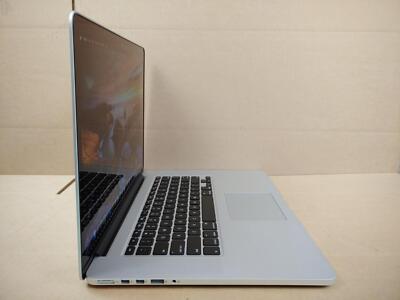 Apple MacBook Pro 15