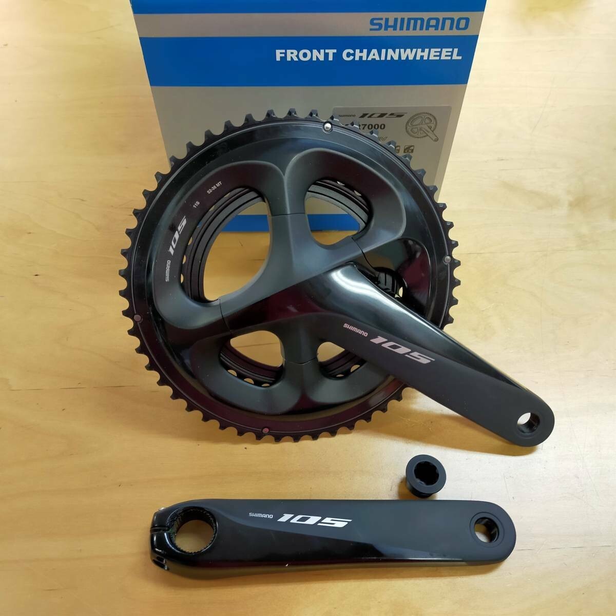 SHIMANO 105 FC-R7000 Crankset 50 / 34T (2x11S) 160mm Black SHIMANO 105 FC-R7000 Crankset 50 / 34T (2x11S) 160mm Black