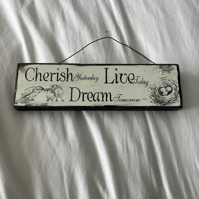 Wandrelief aus Holz Cherish Live Dream
