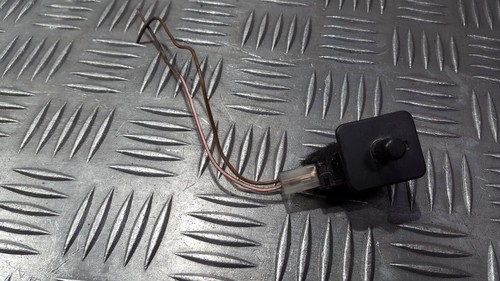 Mercedes-Benz C-CLASS 2000 door contacts right 2028202110, 3001.01 #301598-35