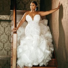 Luxury Mermaid Wedding Dresses Strapless Backless Ruffles Pearls Bridal Gowns