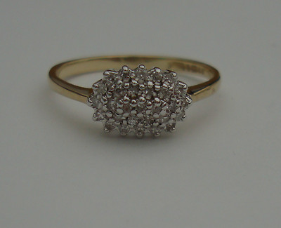 0,29 kt DIAMANT 9CT GELB/WEISS GOLD KLAUE VERLOBUNG EWIGKEIT OVAL HAUFEN RING